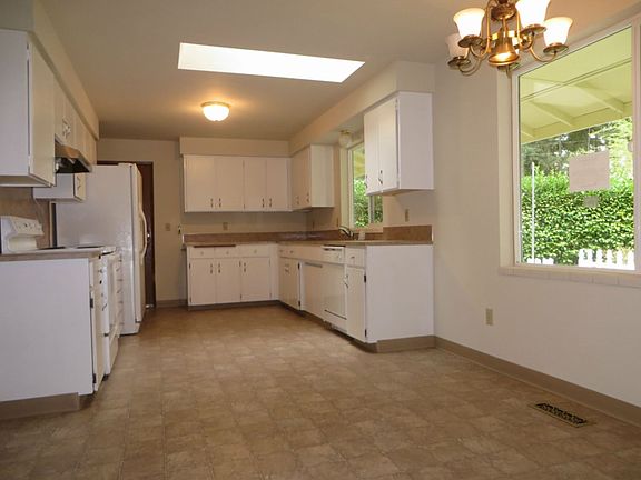 5th image of 14702 107th Street Ct NW