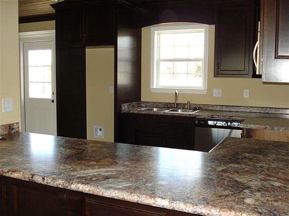 3rd image of 3432 Greenhill Dr