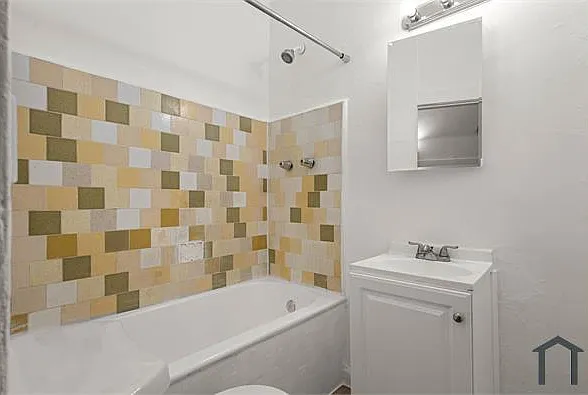 910 S Mariposa Ave #17 — Photo 6