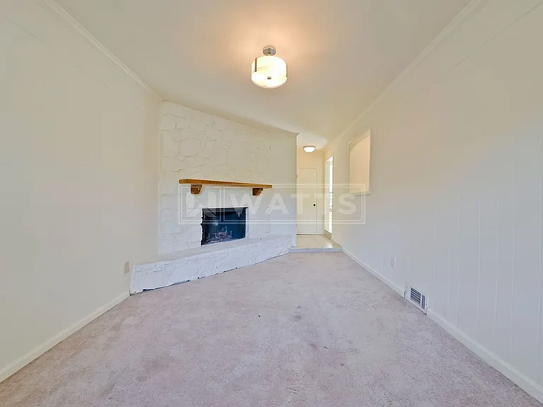 4452 Mountaindale Rd — Photo 13