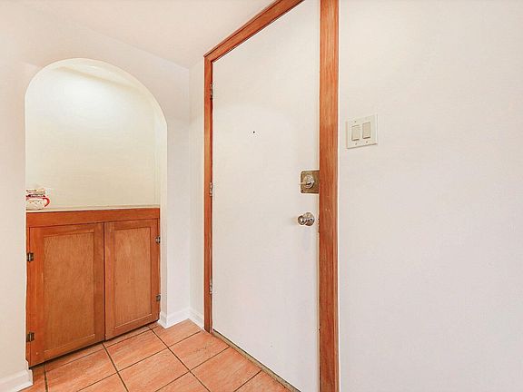 3rd image of 501 Jones Ferry Rd APT N9