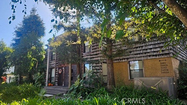1st image of 2495 S Barrington Ave