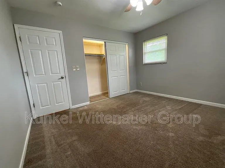 304 S Hilgard St — Photo 9