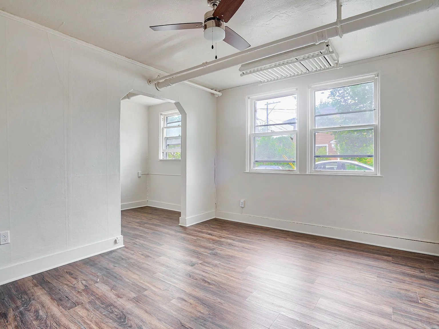 Warnell Apartments! — Photo 1