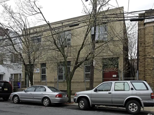119-121 61st St, West New York, NJ 07093