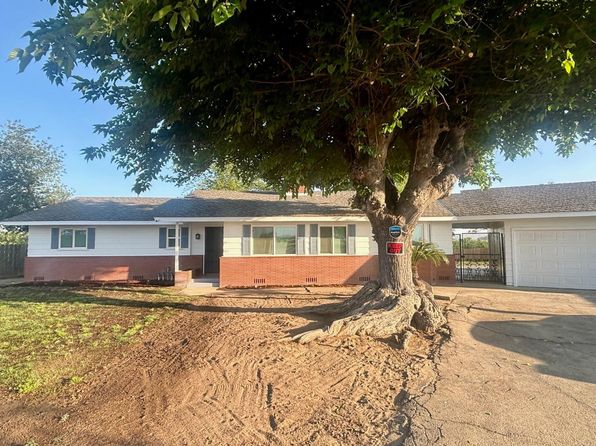 12390 E Kamm Ave, Kingsburg, CA 93631