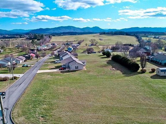 3rd image of 31 N Ridge Rd Lot 31