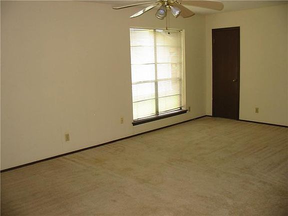 4th image of 11605 Fast Horse Dr
