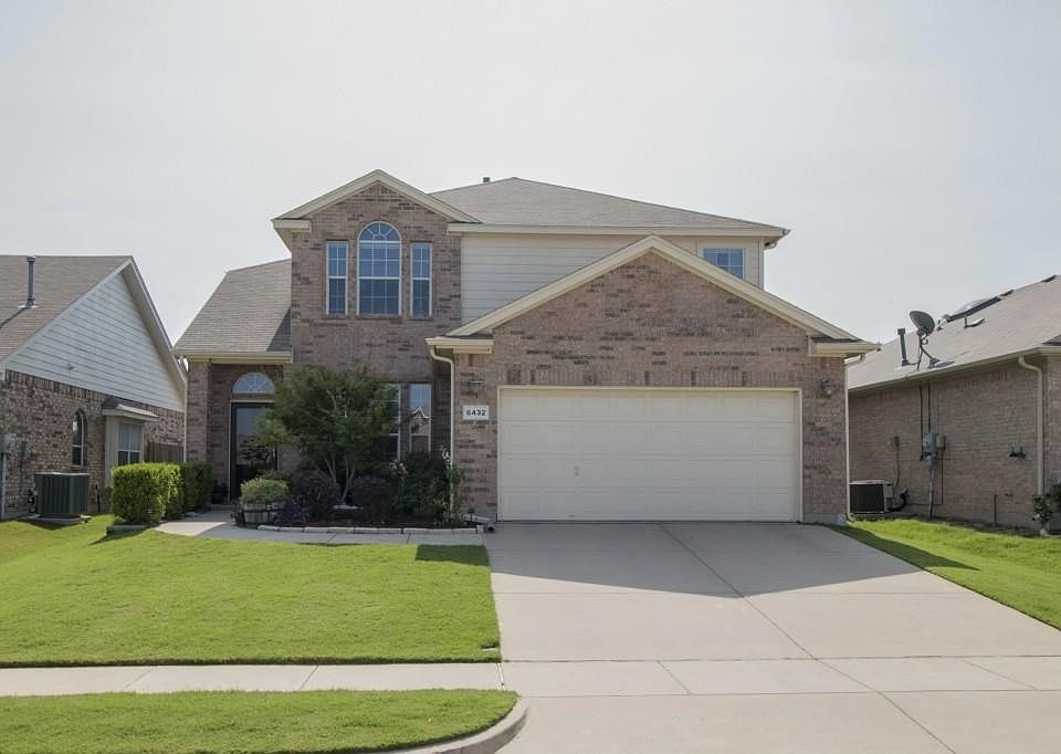 Immaculate one owner home in established neighborhood