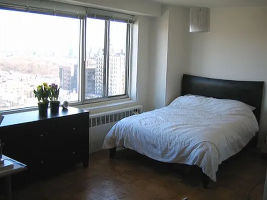 Rented by Cooper & Cooper Real Estate | media 15