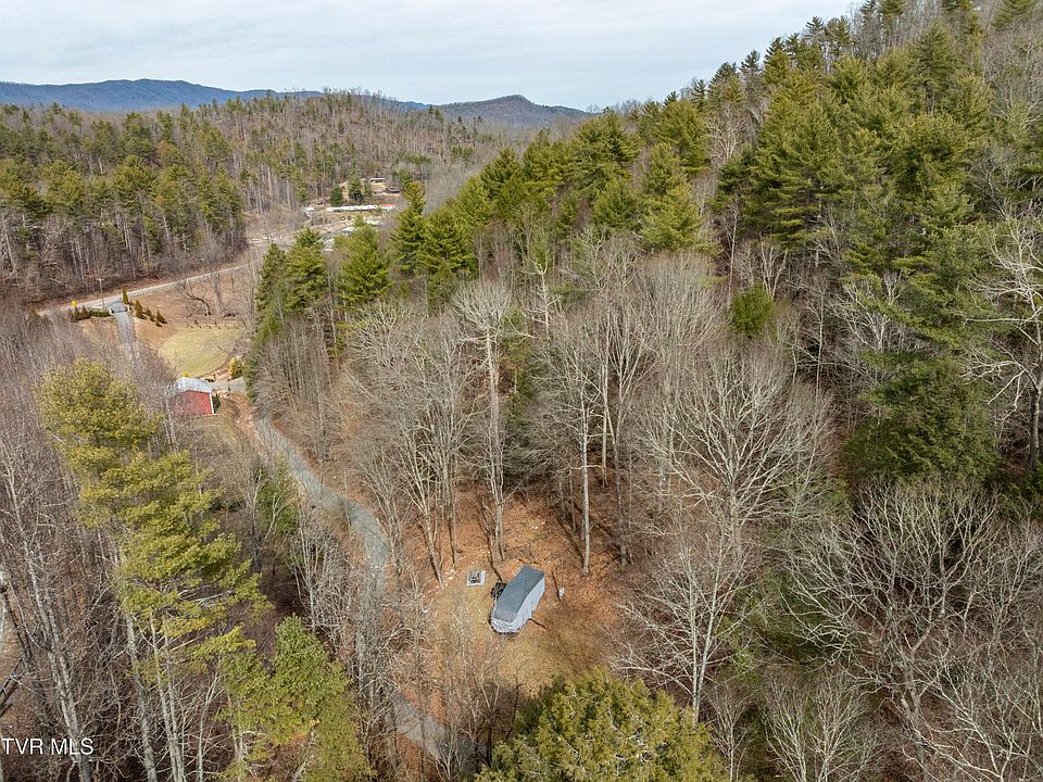 1st image of 710 Black Mountain Dr
