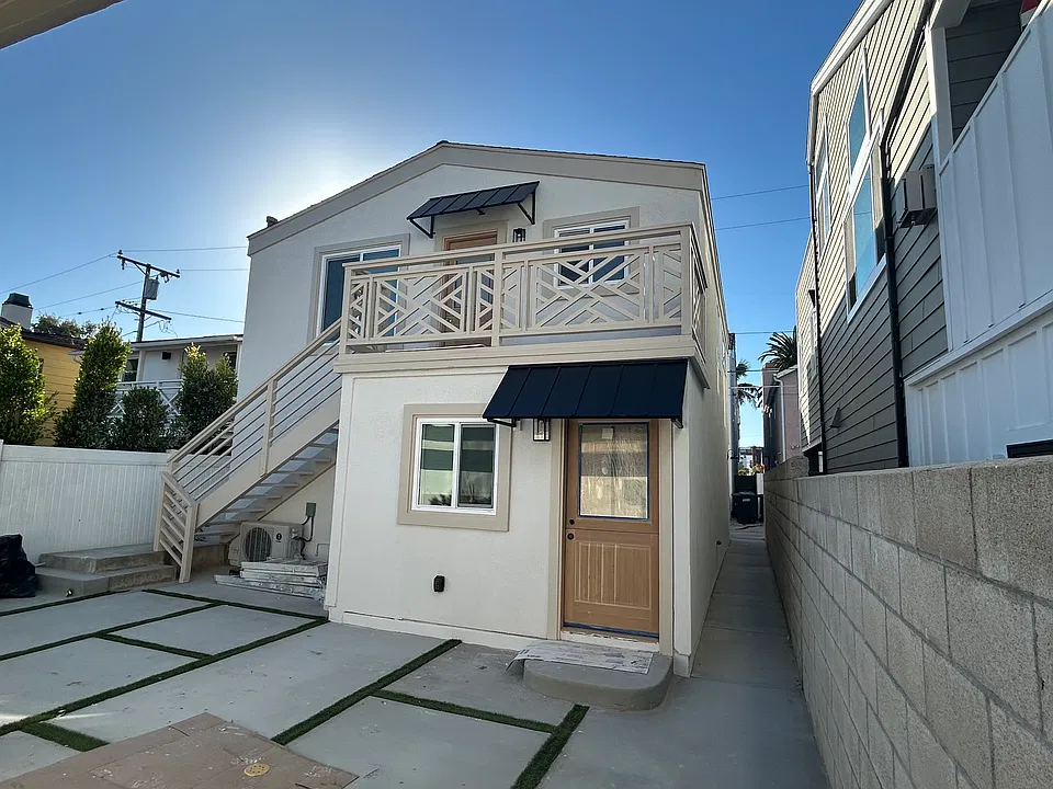 515 Marigold Ave #C
