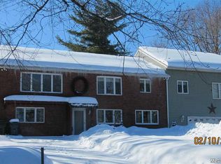 60 River Rd, Ulster Park, NY 12487