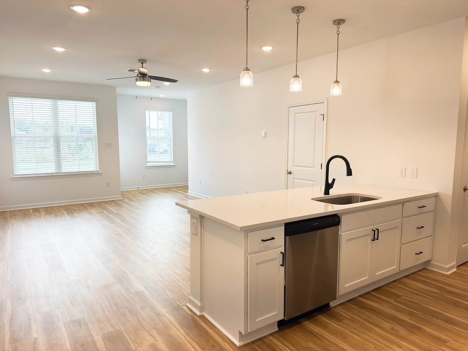 Magnolia Point Cottages & Townhomes — Photo 1