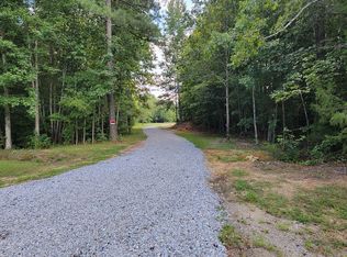 4 Cabin Point Rd, Spring Grove, VA 23881