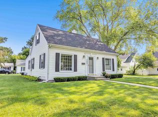 509 Ridgeway Blvd, De Pere, WI 54115