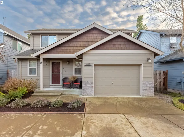 800 W 1st St Unit 8, Newberg, OR 97132