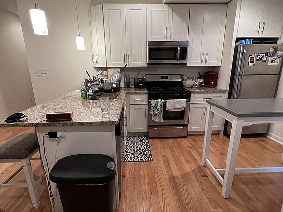 2nd image of 704 N 20th St Unit 3
