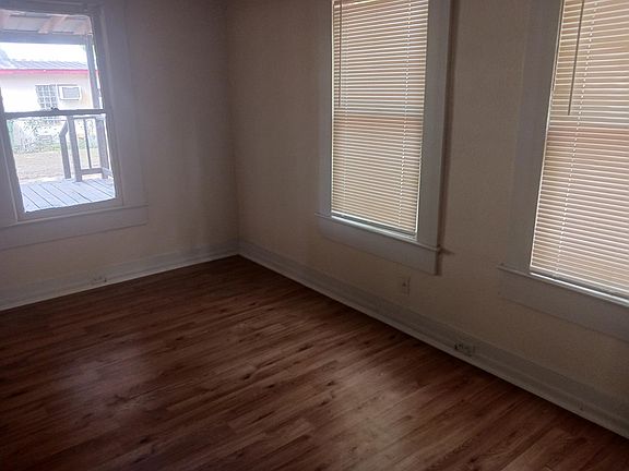 4th image of 318 Lorraine Ave
