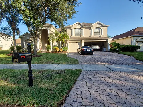 16304 Ashington Park Dr Photo 1