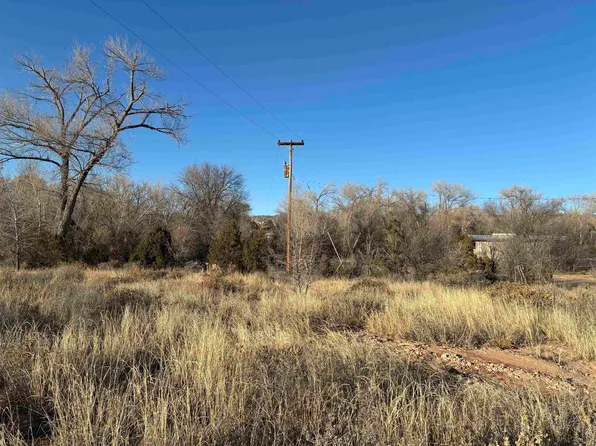 97 County Rd, Chimayo, NM 87522