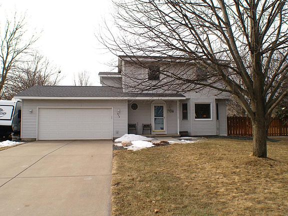 3rd image of 928 Park Pl
