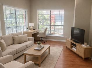 712 W 21st St APT 201, Austin, TX 78705