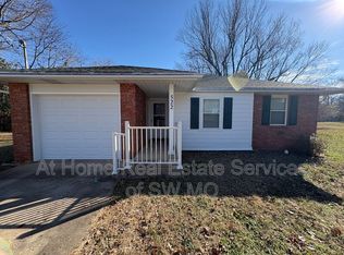 522 E Ottowa Ct, Springfield, MO 65807