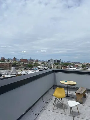Rented by Lodger Corp | media 10