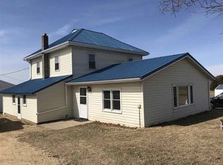 8285 Budworth School Rd, Bloomington, WI 53804