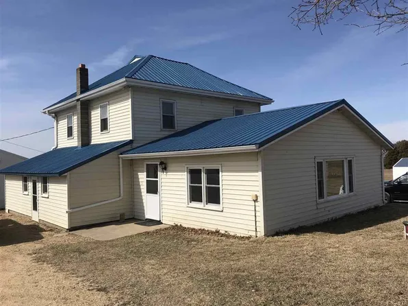 8285 Budworth School Rd, Bloomington, WI 53804