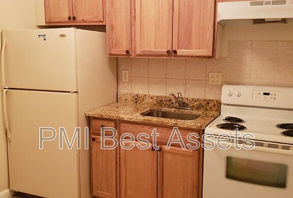 4th image of 2711 NW 1st St APT 1-4