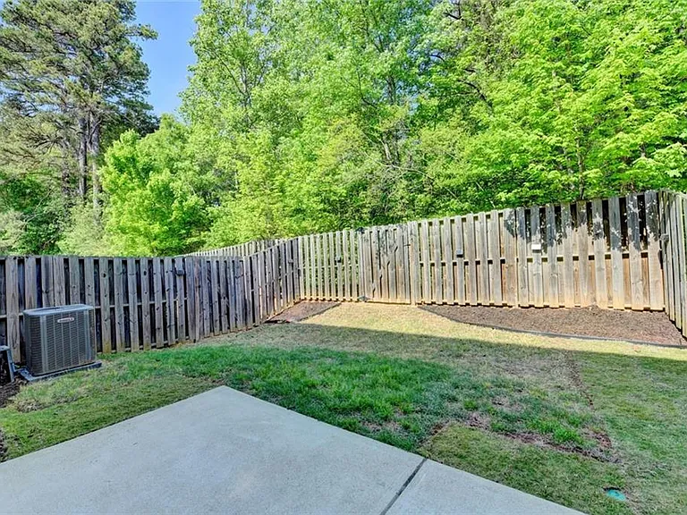 7245 Heritage Oak Ct — Photo 56