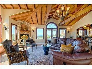 5th image of 110 Verona Ct