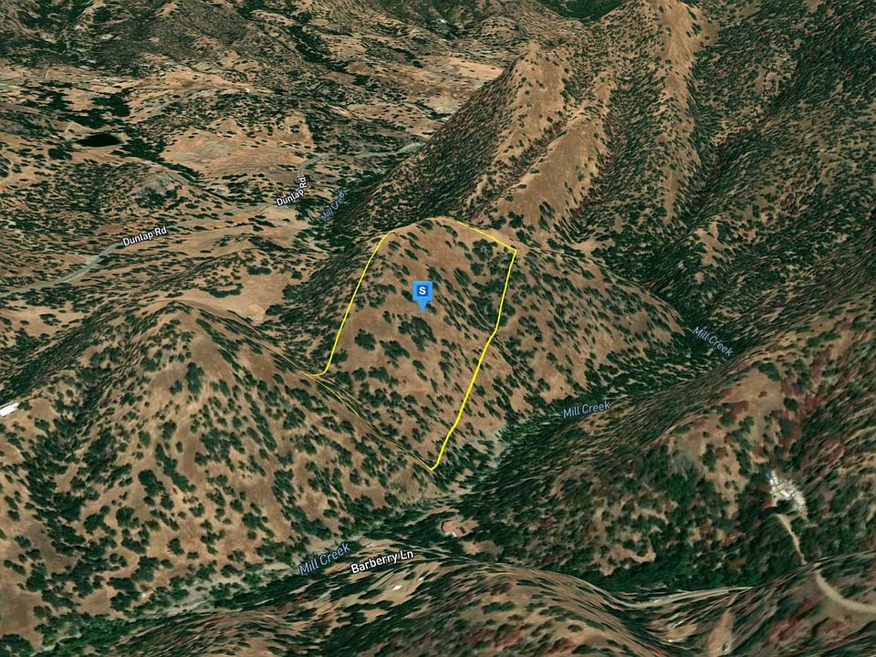 2nd image of 38750 Barberry Ln