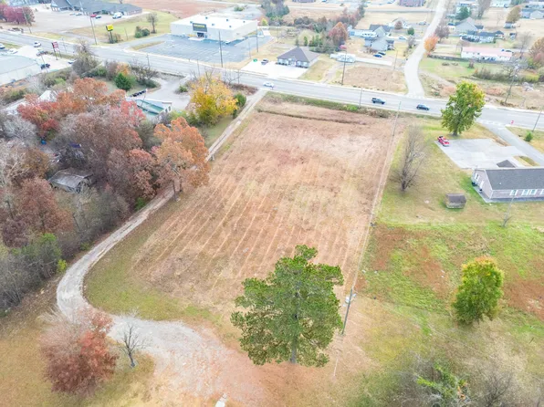Main St #1, Trenton, GA 30752
