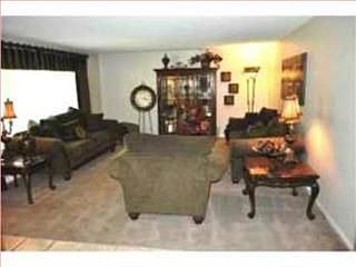 4th image of 10305 Santa Teresa Blvd