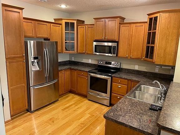3rd image of 3395 Cherry Ln Unit C
