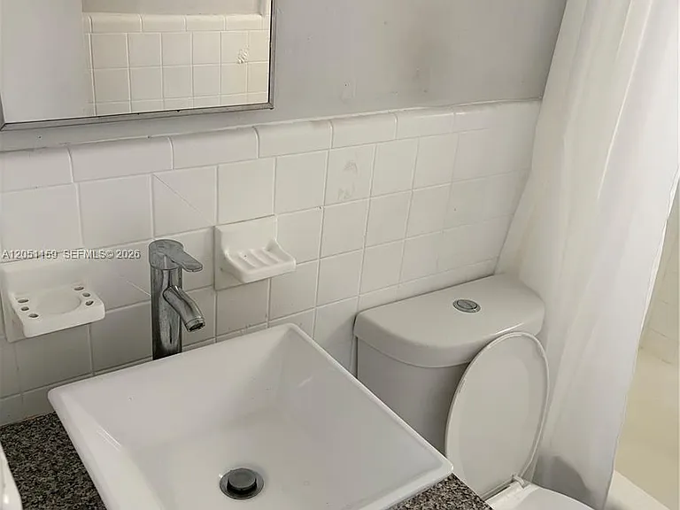 14399 NE 5th Pl #3 — Photo 8