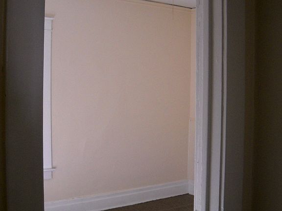 5th image of 1539 La Salle Ave