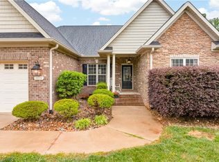 3074 Beeson Ct, Sophia, NC 27350