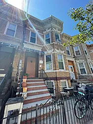 Rented by Realty One Group Dynasty