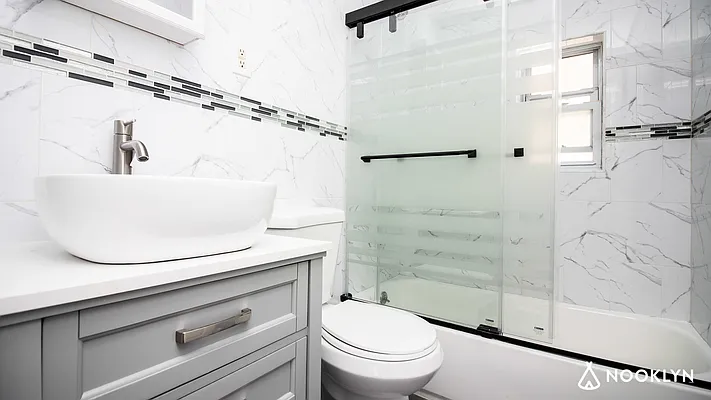 Rented by Nooklyn NYC LLC | media 28