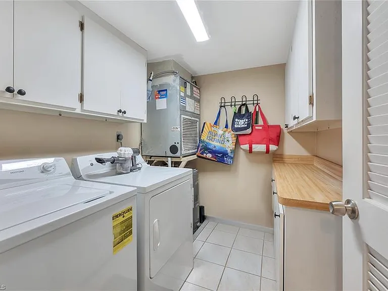 4200 Belair Ln #105 — Photo 20