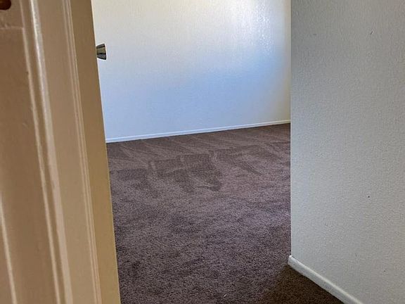 3rd image of 1547 W 261st St APT 17