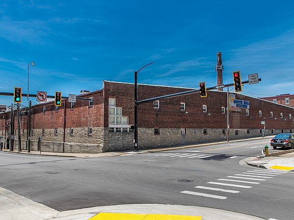3rd image of 222 Bolivar St #203
