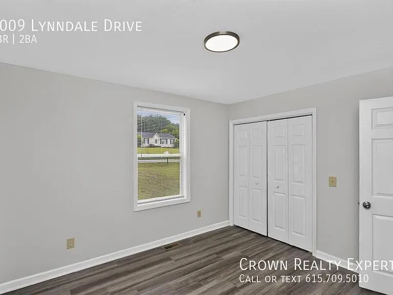 1009 Lynndale Dr — Photo 35