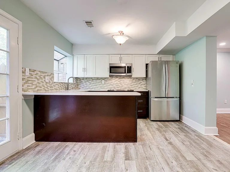 2428 S Walter Reed Dr #A — Photo 5