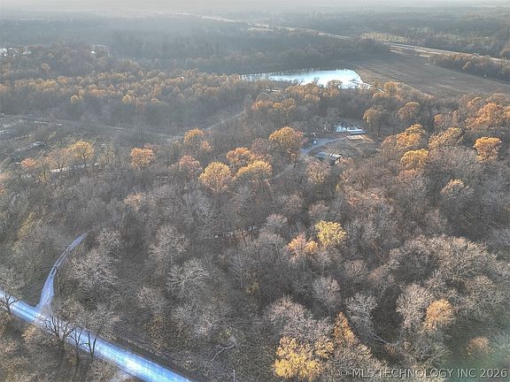 5th image of 4050 South Rd