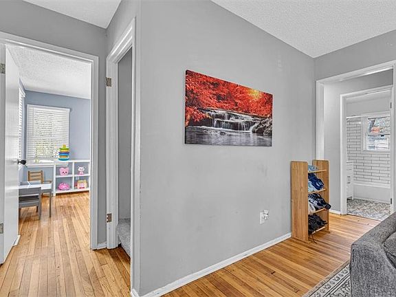 5th image of 4307 Lister Ave